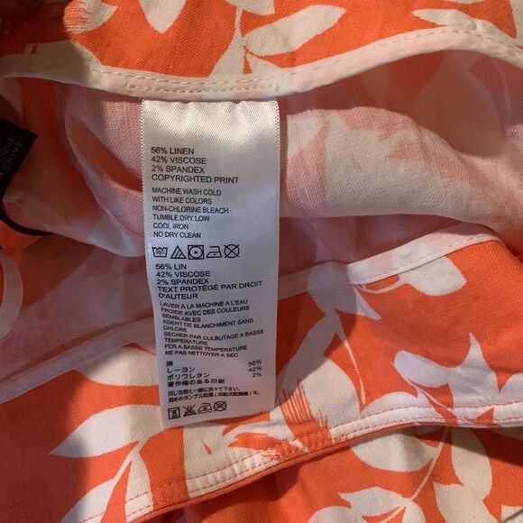 Tommy Bahama coastal bloom shorts. Size 6 - Picture 9 of 11